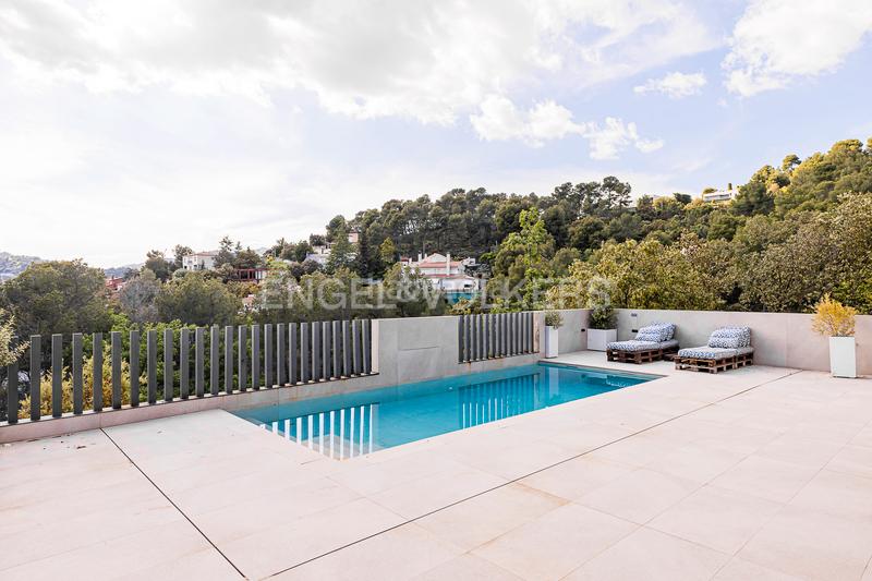 Foto b00a6cd9-a0ae-45d7-89f9-f4b9d5953fc3. Rent house with heating parking pool in Matadepera