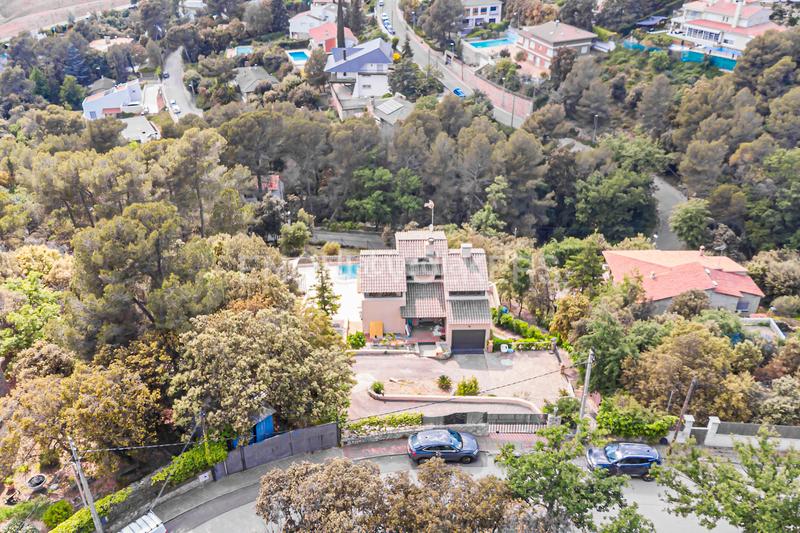 Foto b902f8e9-3c71-480b-99bb-875eaf033df8. Rent house with heating parking pool in Matadepera