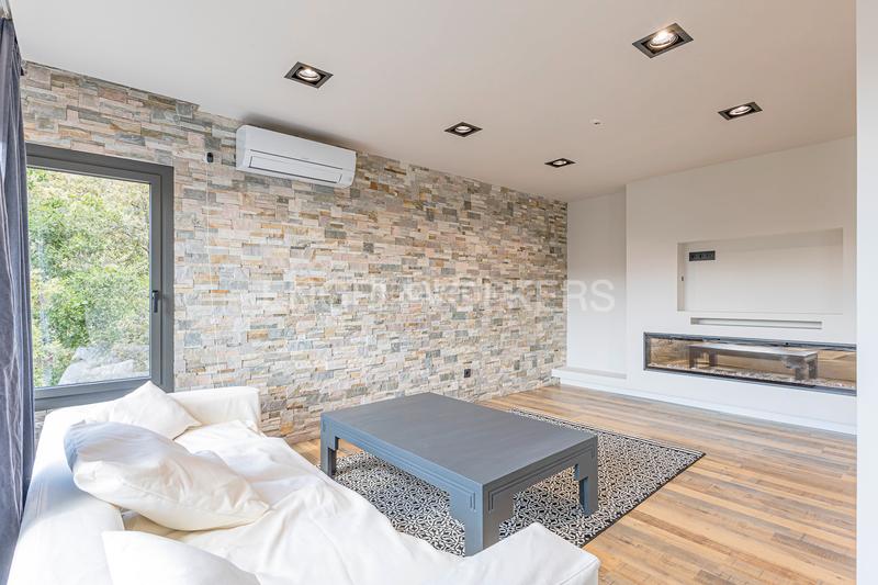 Foto e1078b79-3bf8-4d85-add1-d421413e5cee. Rent house with heating parking pool in Matadepera