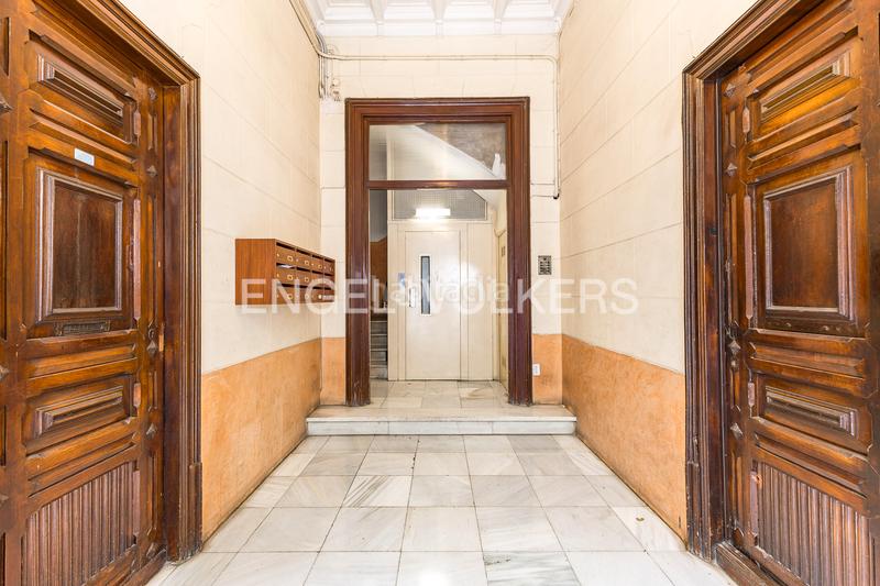 Foto 90ca32c8-e99c-4bb5-85ce-8f096fc4d13b. Apartamento fantástico piso en pau claris en Dreta de l´Eixample Barcelona