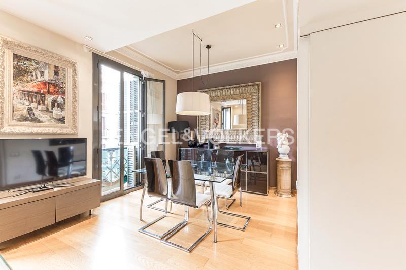 Foto 93242c38-aba4-40cd-b612-3e287a2c9102. Apartamento fantástico piso en pau claris en Dreta de l´Eixample Barcelona