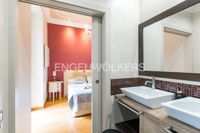 Foto a6e49362-2f84-4484-a73f-d37a8c19b227. Apartamento fantástico piso en pau claris en Dreta de l´Eixample Barcelona