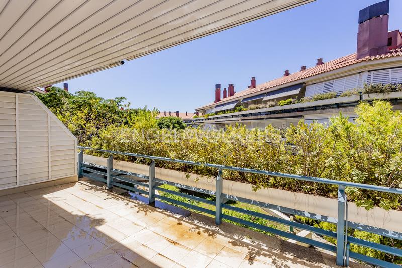 Foto 99664397-32ca-4ba8-bbab-f02d7701e5a3. Affitto piccolo appartamento con riscaldamento parcheggio piscina in Sitges