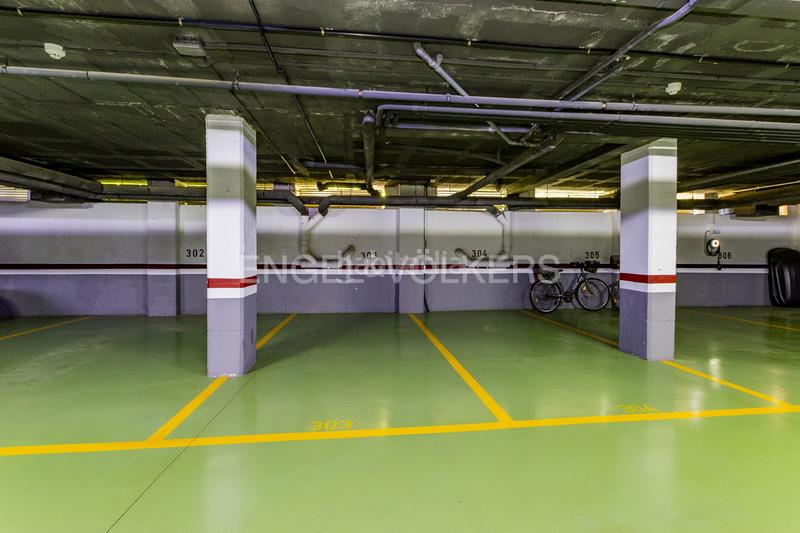 Foto 51707113-2f12-458f-b03e-9b64b5170c02. Rent apartment with heating parking pool in Can Girona - Terramar - Vinyet Sitges