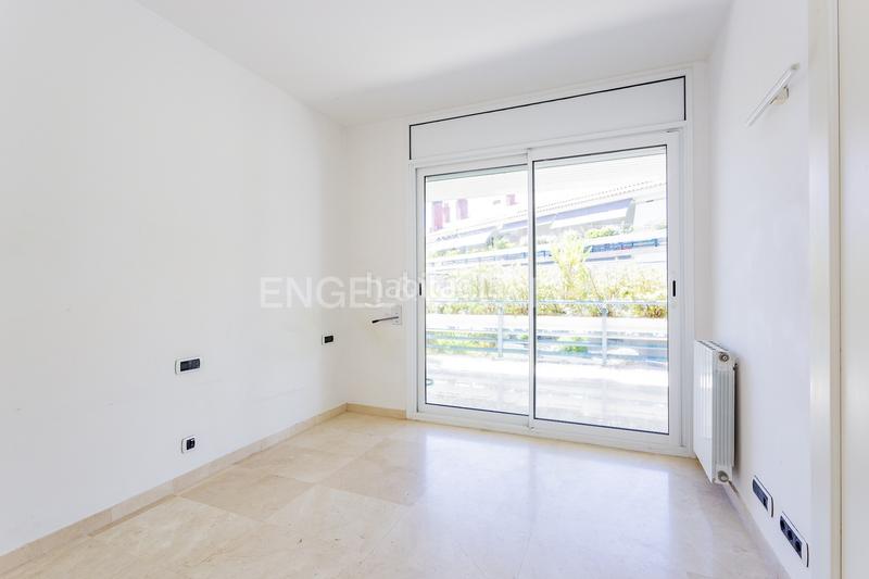 Foto d1a14ecb-91ee-44ac-aeb5-e343fd8f3690. Rent apartment with heating parking pool in Can Girona - Terramar - Vinyet Sitges