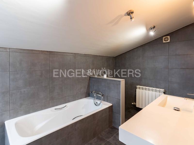 Foto 00b863ab-d1e1-42e1-87fd-5ed98da64844. Alquiler casa vivienda a tres vientos en residencial en Cardedeu