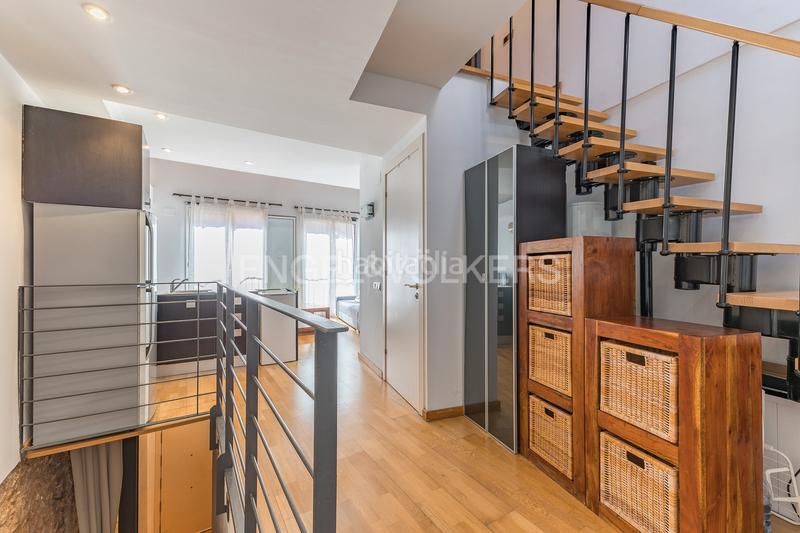 Foto 51858dbc-f1d8-4272-bb43-d1c2693bf32a. Duplex con riscaldamento in Centre - Estació Sant Cugat del Vallès