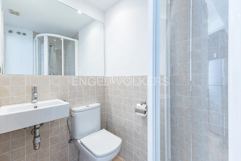 Foto b15935fb-d1f5-4ec4-b29d-6ffcb4f1125e. Duplex con riscaldamento in Centre - Estació Sant Cugat del Vallès