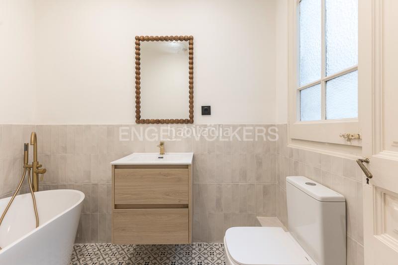 Foto 12773f1a-e0c3-4647-ab97-58d7eb145c1b. Appartement avec chauffage dans L´Antiga Esquerra de l´Eixample Barcelona