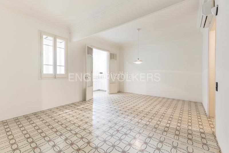 Foto 19d1fe55-a34b-40d5-8dc9-69af628eaf42. Appartement avec chauffage dans L´Antiga Esquerra de l´Eixample Barcelona