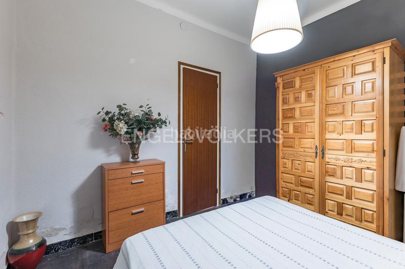 Foto 09aafde4-acc5-49f0-bda3-959ed38acb17. House with heating parking in La Cogullada Terrassa