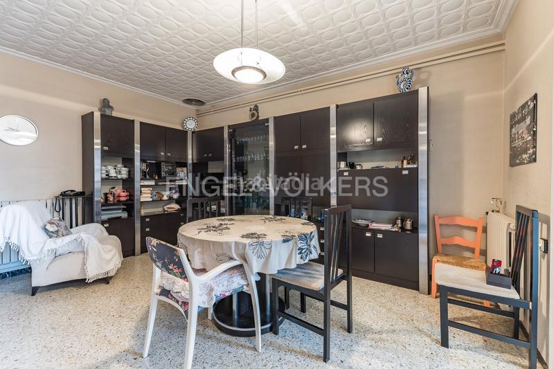 Foto 3a0da4b6-3f85-4a3f-b5ef-734f4182be78. House with heating parking in La Cogullada Terrassa