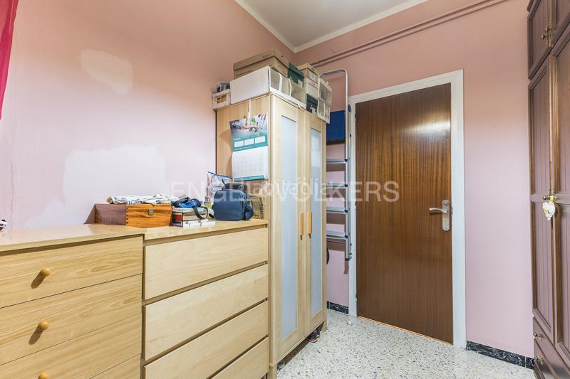 Foto 5e5fe688-b3e4-49a5-840f-4103ba10eaa4. House with heating parking in La Cogullada Terrassa