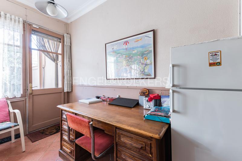 Foto 67a6dcae-06ec-4b0e-aea2-d438f0fca9ea. House with heating parking in La Cogullada Terrassa