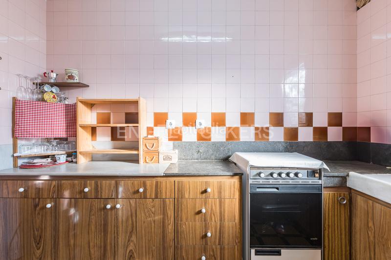 Foto 9f68bf15-2215-40a9-b8b6-1c26ec0f2f84. House with heating parking in La Cogullada Terrassa