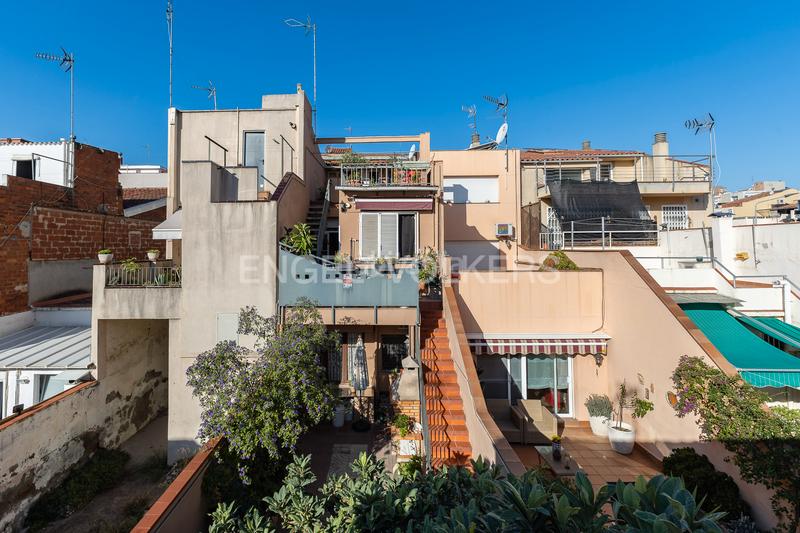 Foto a92bd9ff-a427-4b05-a1b1-d179b7969259. House with heating parking in La Cogullada Terrassa