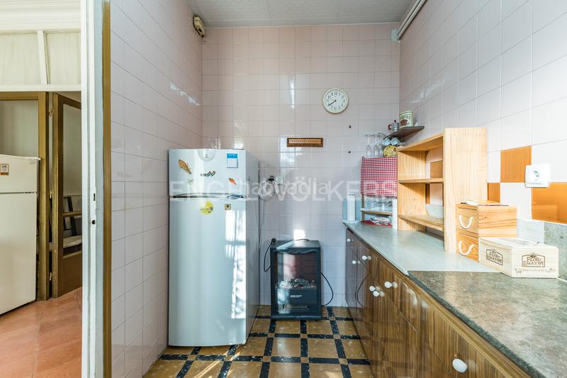 Foto d0e7ea30-3997-4efe-b1b1-c57befdc36ce. House with heating parking in La Cogullada Terrassa