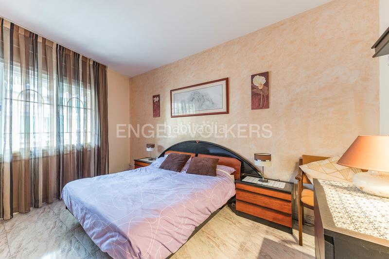 Foto 36e7361d-9ea2-4e2c-9530-4d99ba4d511b. Apartamento piso alto y luminoso a pasos de virrei amat en Barcelona