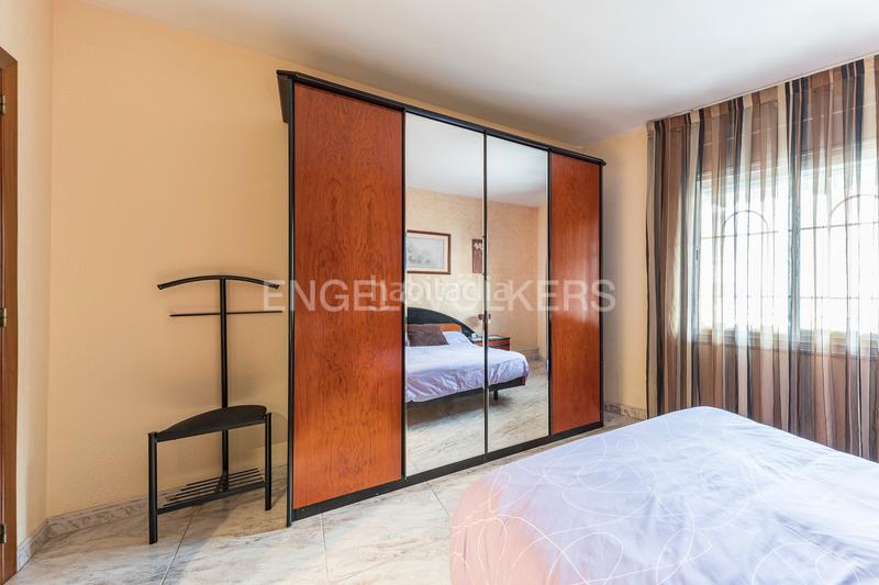 Foto 95394efa-eb76-492f-b921-b910f3116fc8. Apartamento piso alto y luminoso a pasos de virrei amat en Barcelona