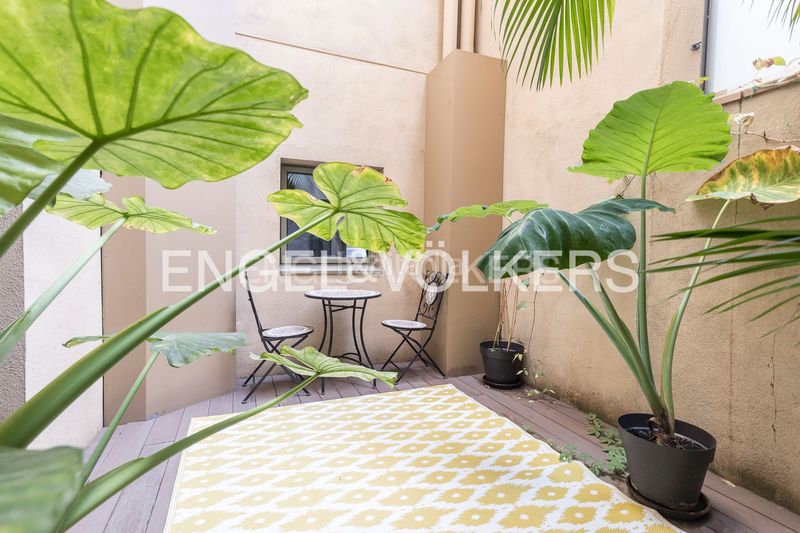 Foto 5a039ef9-d7ae-408f-b497-6ddb1c467477. Pis amb calefacció piscina a Gòtic Barcelona