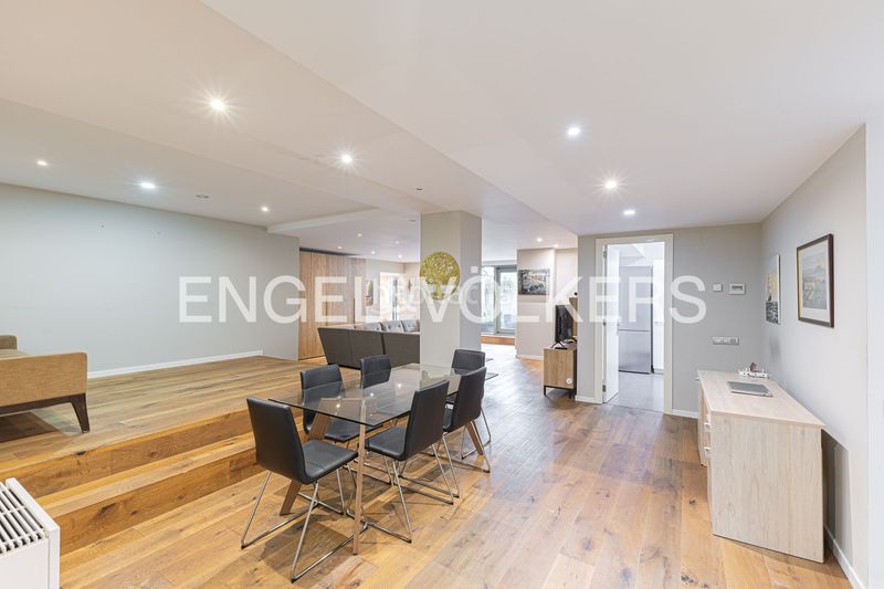 Foto b49689ee-294d-40b7-b916-7b479af36cb5. Pis amb calefacció piscina a Gòtic Barcelona