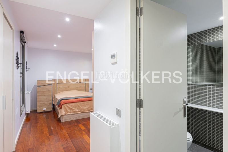 Foto c0ff236f-e495-4580-a7d7-ad853b90dcc2. Pis amb calefacció piscina a Gòtic Barcelona