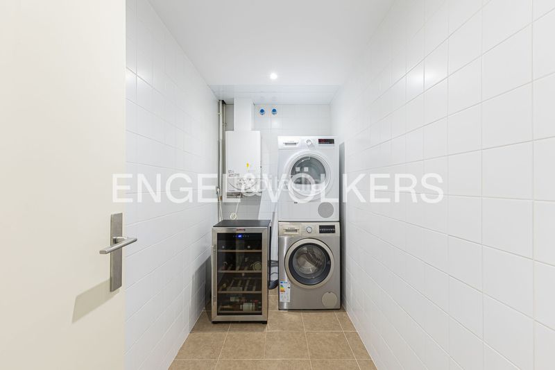 Foto efcccbe3-2d2a-47de-9eb4-a9a4d4c6e853. Pis amb calefacció piscina a Gòtic Barcelona