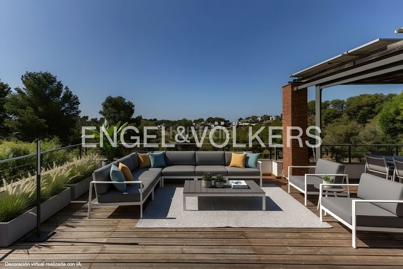 Foto d850d25f-df7b-4fef-98fe-39f19111dfc5. Casa amb calefacció aparcament piscina a Montmar Castelldefels