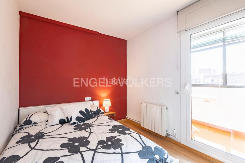 Foto 173303d2-8002-40cf-ba73-83f353988d39. Apartament amb calefacció aparcament a Montesa Esplugues de Llobregat