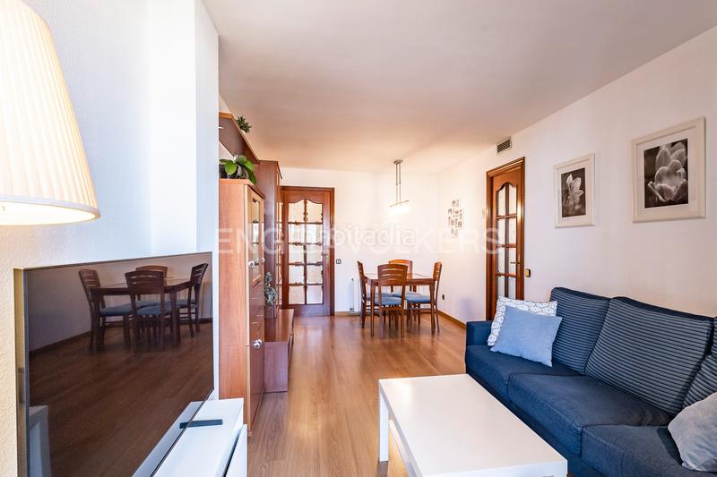 Foto 959af560-1b88-442c-adc8-22d4a02ff59a. Apartament amb calefacció aparcament a Montesa Esplugues de Llobregat