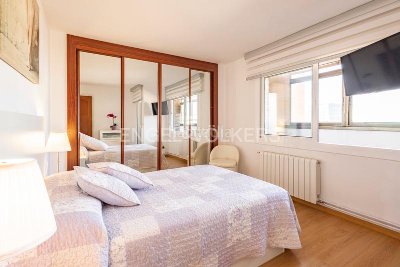 Foto a02453a8-2aba-4496-a065-091008706c35. Apartament amb calefacció aparcament a Montesa Esplugues de Llobregat