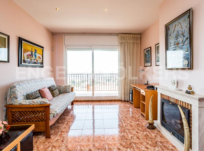 Foto 40e81131-d3d0-4b9b-9ab5-6c1319fe09ea. Casa con riscaldamento parcheggio in costa Cunit - els jardins - els rosers Cunit