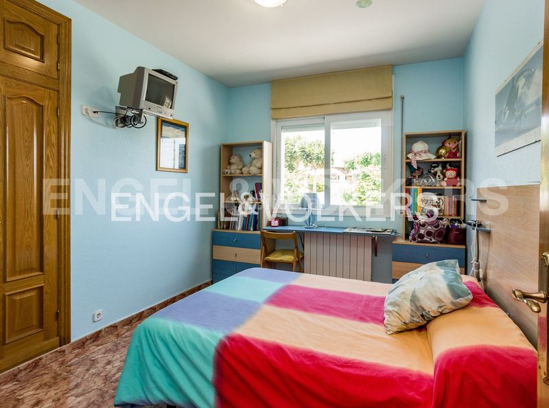 Foto a9875376-c096-4bf0-bf01-b594b4ba71a5. Casa amb calefacció aparcament a costa Cunit - els jardins - els rosers Cunit