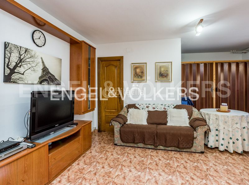 Foto b6fb8758-c8d4-438f-8ab9-68b14c664678. Casa amb calefacció aparcament a costa Cunit - els jardins - els rosers Cunit