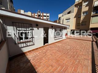 Lloguer Casa adossada a Tres Torres. Bonita casa con terraza en tres torres