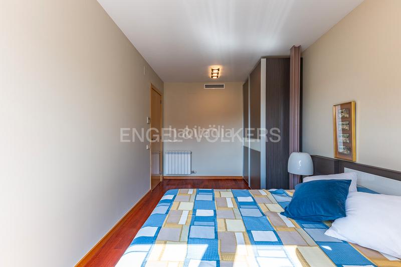 Foto db0667f9-8cb9-451d-9845-2b90ef34e826. Affitto duplex con riscaldamento parcheggio in Centre Mataró