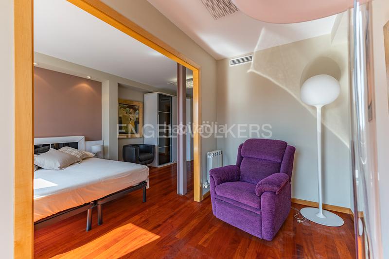 Foto 028dc335-76f4-45de-8f3d-5bbe9b59f913. Lloguer dúplex amb calefacció aparcament a Centre Mataró