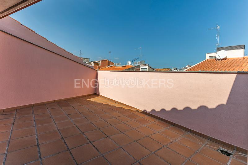 Foto 06bfa3c2-aa63-4787-bf1e-e3b13ab7eaf0. Rent duplex with heating parking in Centre Mataró