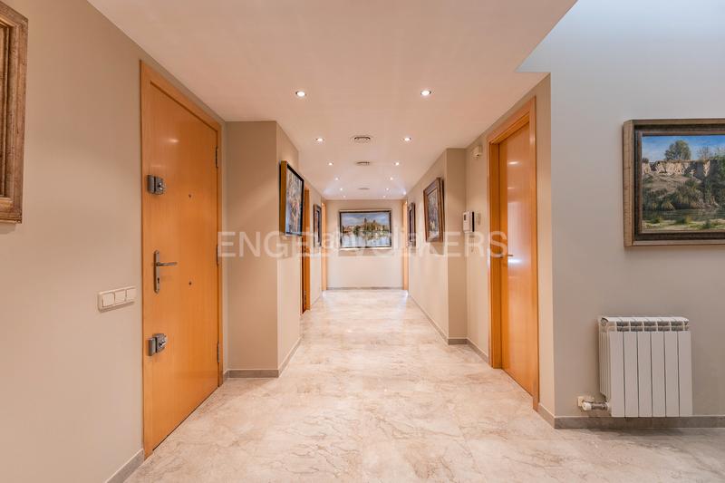 Foto 1610ed43-7da9-4224-ba23-44fab2f4568c. Rent duplex with heating parking in Centre Mataró