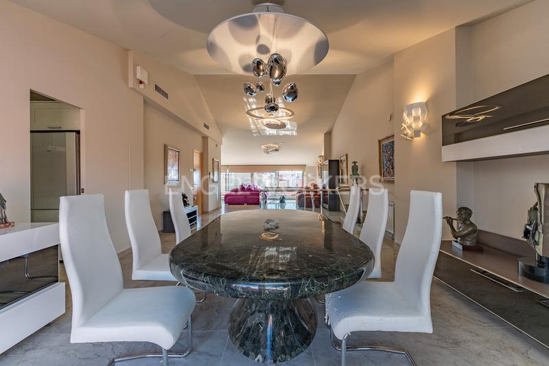 Foto 7df503f3-6612-4350-b653-3e99fa6cf09e. Rent duplex with heating parking in Centre Mataró