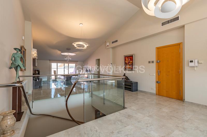 Foto b9d8a999-365f-4b4a-af11-5c44954e21a3. Rent duplex with heating parking in Centre Mataró