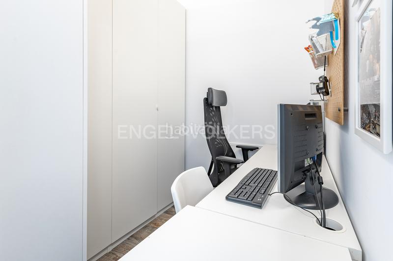 Foto d7e24592-e104-4cea-9d8d-c3fba30fcf26. Casa bonita casa con piscina en el centro en Centre Mataró