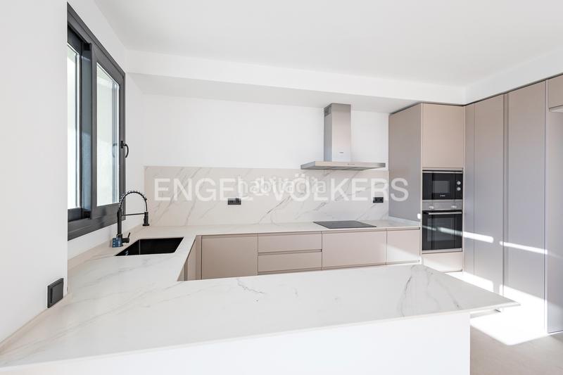 Foto 24a06e4c-4e35-40c9-a09e-02a278cc4661. Apartament amb calefacció aparcament a La Collada-Sis Camins Vilanova i la Geltrú