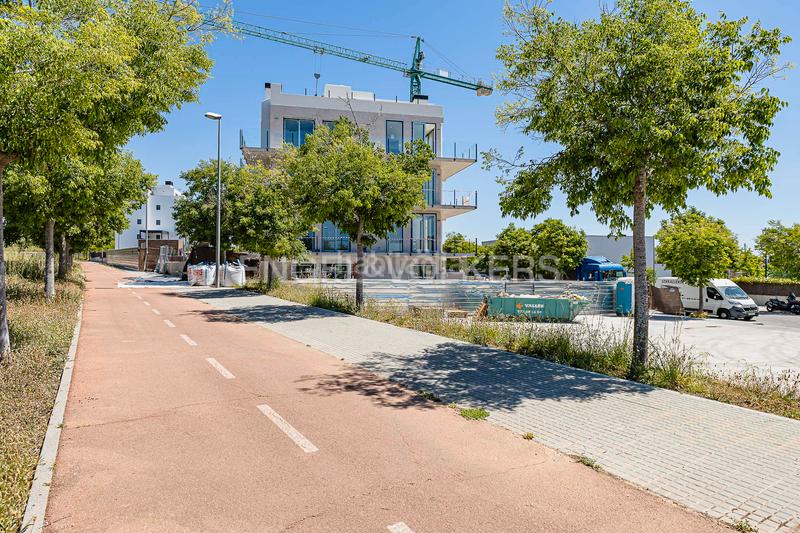 Foto 263bfb10-d631-49d9-958c-1d5f25f25abb. Apartament amb calefacció aparcament a La Collada-Sis Camins Vilanova i la Geltrú