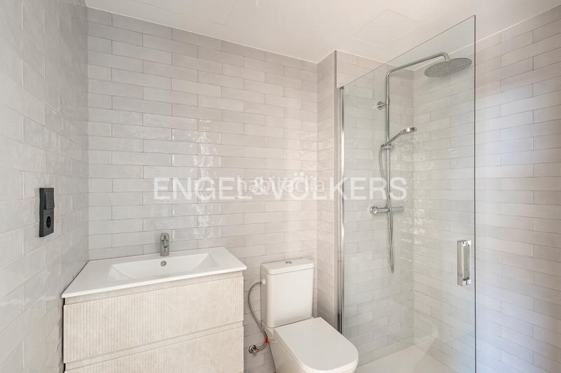 Foto 5bda236c-fb15-4eb9-9007-1a6fcd47d634. Apartament amb calefacció aparcament a La Collada-Sis Camins Vilanova i la Geltrú