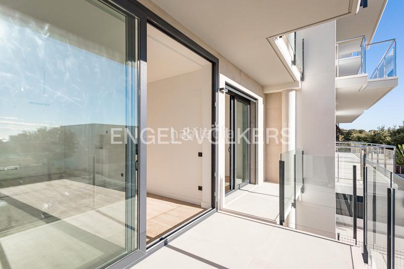 Foto 5f1577eb-6f9c-489a-9147-ddb160b105bc. Apartament amb calefacció aparcament a La Collada-Sis Camins Vilanova i la Geltrú