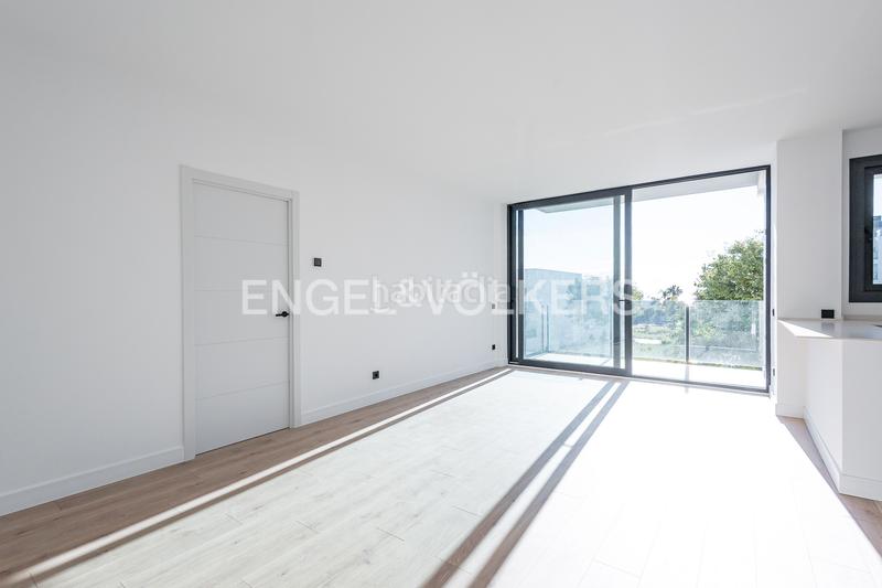 Foto 6a5898a2-cd91-43ac-972c-59883d02fe51. Apartament amb calefacció aparcament a La Collada-Sis Camins Vilanova i la Geltrú