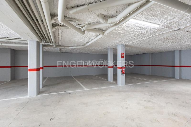 Foto 6ce264bd-92f0-445d-8960-1e440cee159c. Apartament amb calefacció aparcament a La Collada-Sis Camins Vilanova i la Geltrú