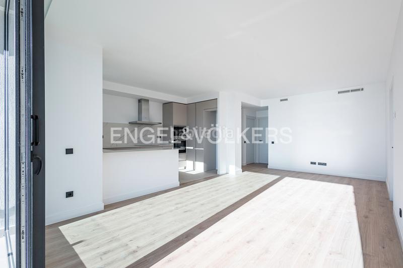 Foto dc6da4d3-ed11-4930-94c9-cefaab332c1e. Apartament amb calefacció aparcament a La Collada-Sis Camins Vilanova i la Geltrú