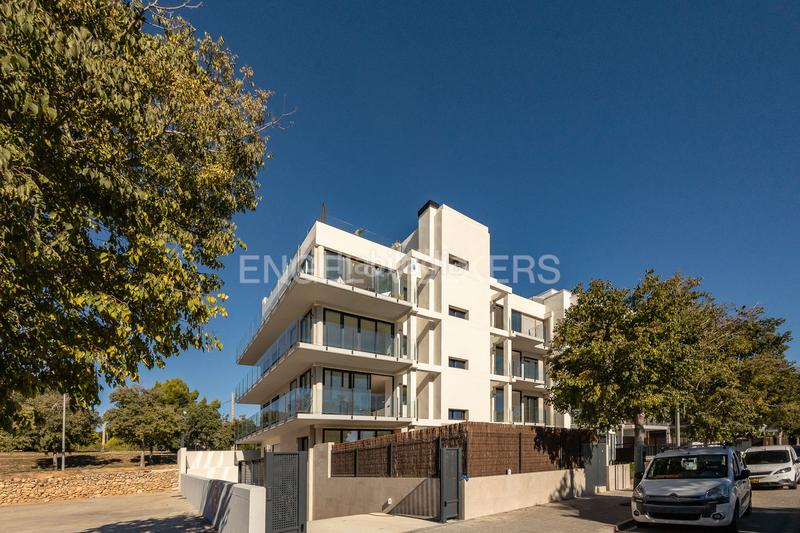 Foto f0f44b64-8991-497e-99c4-554fdcfeb027. Apartament amb calefacció aparcament a La Collada-Sis Camins Vilanova i la Geltrú